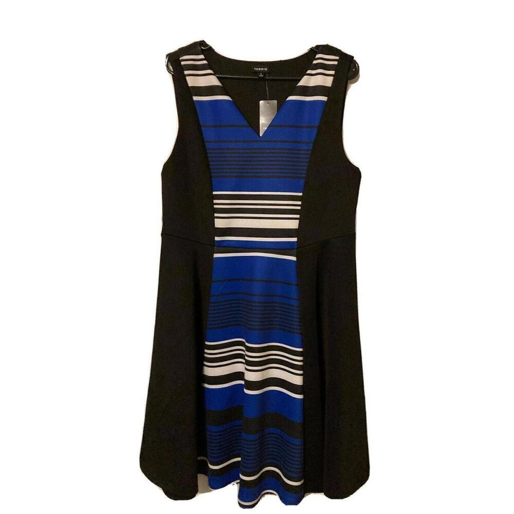 Torrid Dress Womens Size 1 1X Striped Scuba Skater Blue Black White New‎